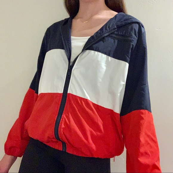 Brandy Melville Jackets & Blazers - Brandy Melville Bomber Jacket